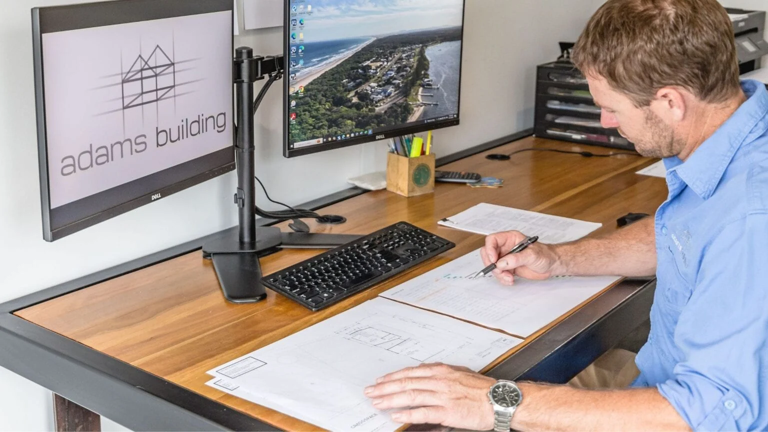 What Really Creates a Smooth Building Experience The Key Difference Between Fixed Price Contract and Cost-Plus Contracts (And Why Structure Beats Flexibility for Most Home Builds)